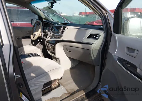 2011 Toyota Sienna Le V6 from USA, damaged, VIN 5TDKK3DC8BS049679